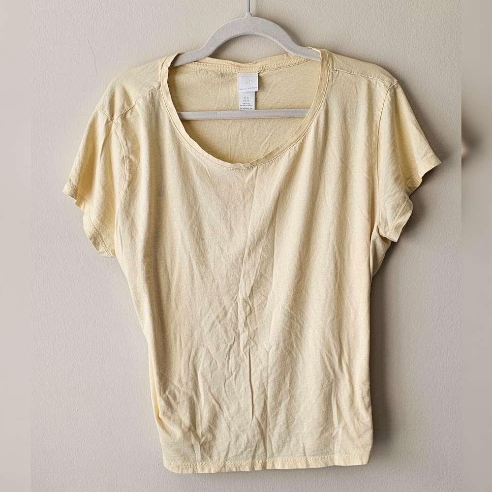 H&M Yellow Basic Tee (XL)